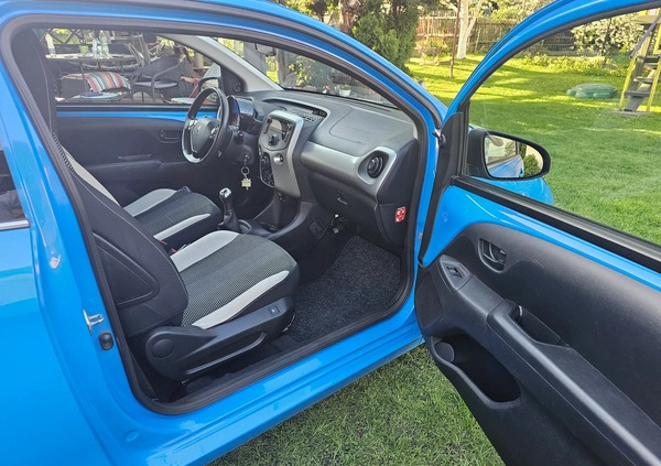 Peugeot 108 cena 29900 przebieg: 54100, rok produkcji 2016 z Lędziny małe 211